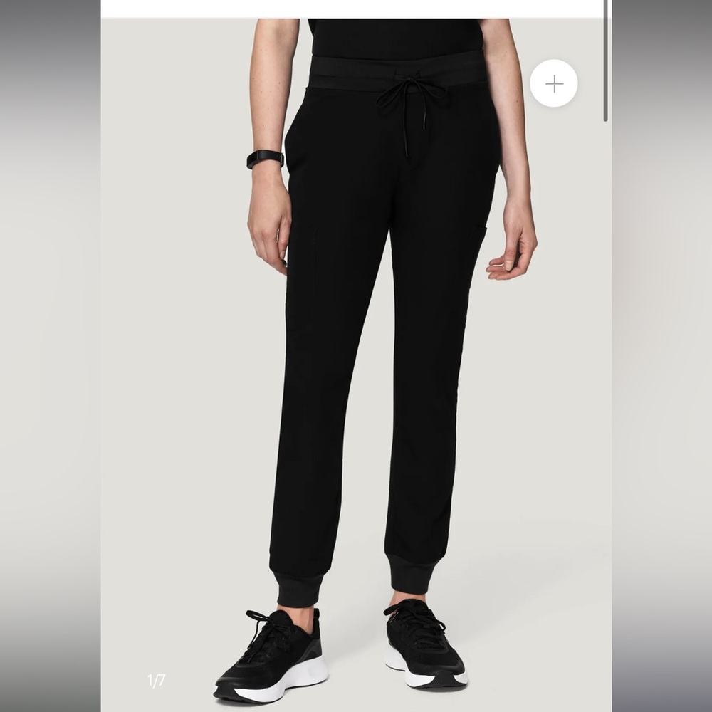 Mandala 9-Pocket Jogger Scrub Pants